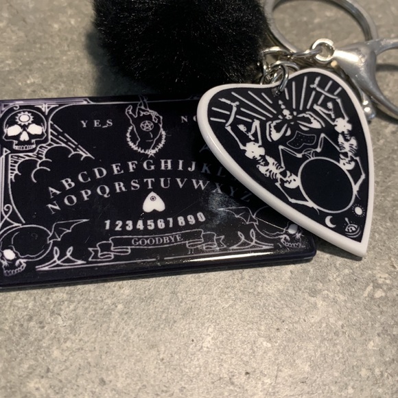 Ouija board keychain purse charm - Picture 2 of 5